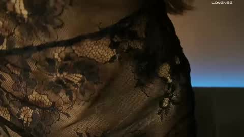 Snapshot of _eva_lee chatting on 03.06.25 Alice online show from 03.06.25