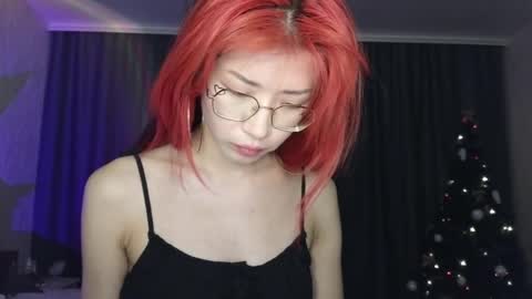 EveEva online show from 12.22.24