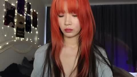 EveEva online show from 02.18.25