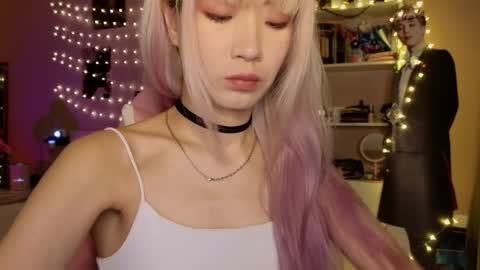 EveEva online show from 02.15.26