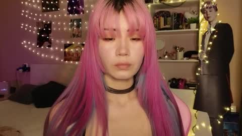 EveEva online show from 03.02.26