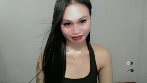 STEFFANNY WELL. online show from 01.05.25