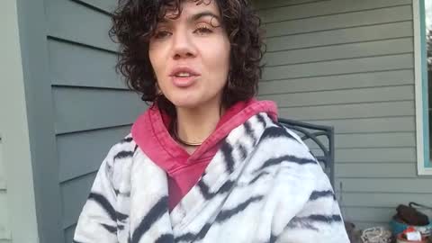 Snapshot of _frankie_rivers chatting on 03.01.25 Frankie Rivers allmylinks online show from 03.01.25