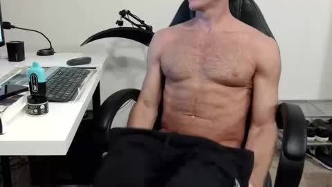 Snapshot of _full_sender chatting on 01.16.25 Full Sender online show from 01.16.25