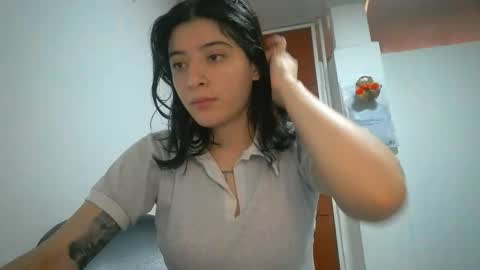 Snapshot of _genesid_dixton chatting on 01.16.26 Mia-foster online show from 01.16.26