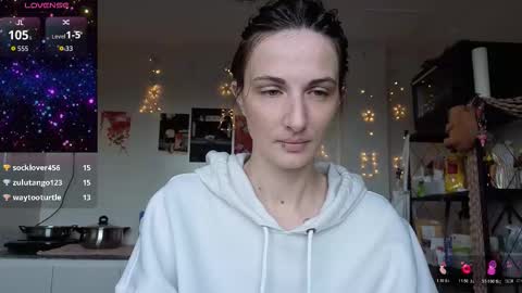 Goddess Aurora online show from 11.21.25