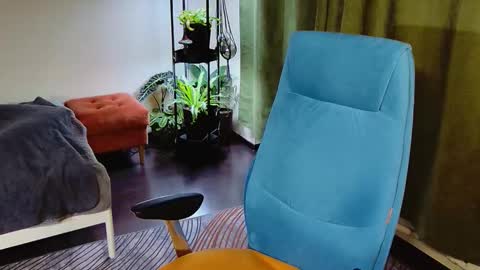 Snapshot of _goldilocks__ chatting on 11.15.25 _goldilocks__ online show from 11.15.25