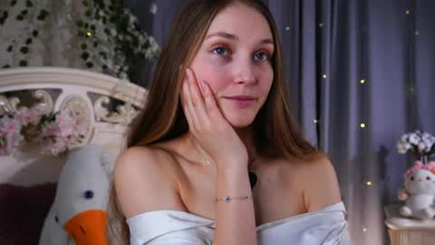 Milly online show from 03.12.26