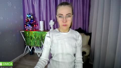 Snapshot of _greybunny_ chatting on 01.11.25 _greybunny_ online show from 01.11.25