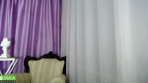 Snapshot of _greybunny_ chatting on 01.27.25 _greybunny_ online show from 01.27.25