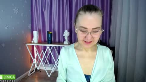 Snapshot of _greybunny_ chatting on 01.29.25 _greybunny_ online show from 01.29.25