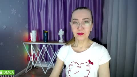 Snapshot of _greybunny_ chatting on 02.10.25 _greybunny_ online show from 02.10.25
