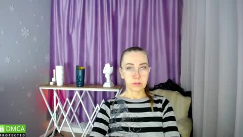 Snapshot of _greybunny_ chatting on 02.24.25 _greybunny_ online show from 02.24.25