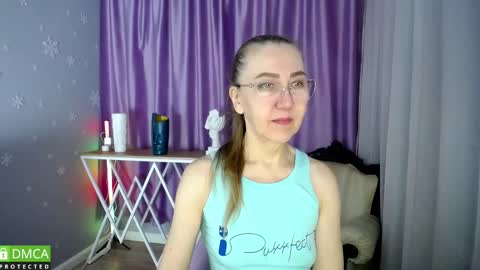 Snapshot of _greybunny_ chatting on 02.28.25 _greybunny_ online show from 02.28.25