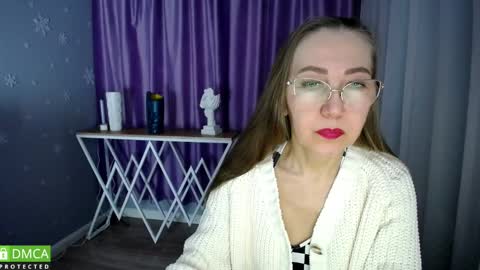 Snapshot of _greybunny_ chatting on 03.05.25 _greybunny_ online show from 03.05.25