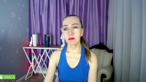 Snapshot of _greybunny_ chatting on 03.06.25 _greybunny_ online show from 03.06.25