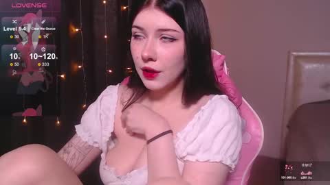 Tori online show from 02.17.25