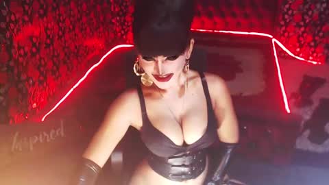 GoDDess  Chloe online show from 01.10.25