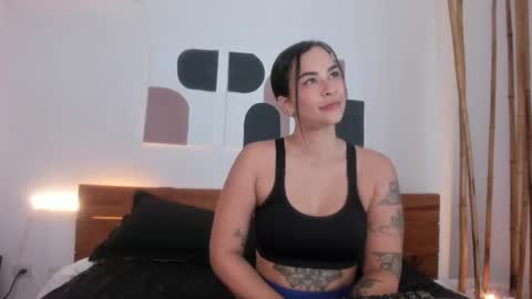 Hanna johnson online show from 07.18.26