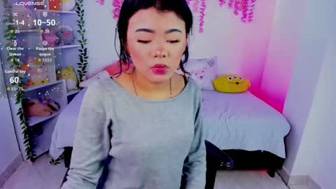 Snapshot of _hanna_sky chatting on 02.28.26 Hanna Botero online show from 02.28.26