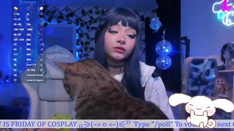 Snapshot of _heavenly_blue_ chatting on 10.25.25 Bluey online show from 10.25.25