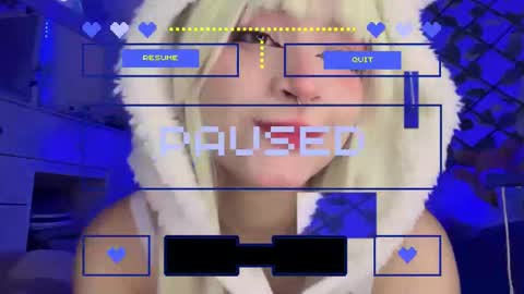 Snapshot of _heavenly_blue_ chatting on 11.01.25 Bluey online show from 11.01.25