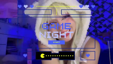 Snapshot of _heavenly_blue_ chatting on 11.09.25 Bluey online show from 11.09.25