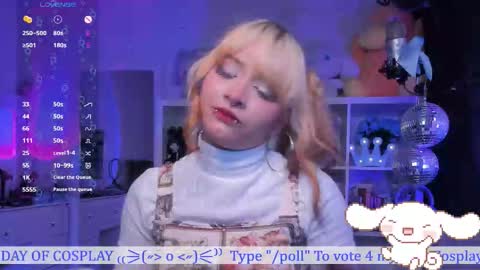 Snapshot of _heavenly_blue_ chatting on 11.26.25 Bluey online show from 11.26.25