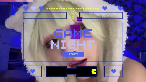 Snapshot of _heavenly_blue_ chatting on 12.15.25 Bluey online show from 12.15.25