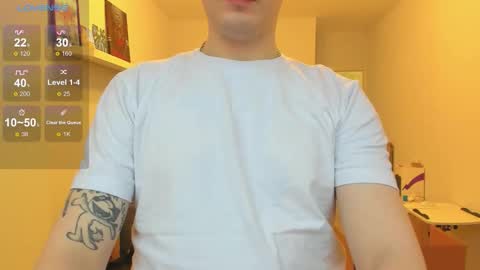 Snapshot of _hey_scarlett_ chatting on 11.06.25 _hey_scarlett_ online show from 11.06.25