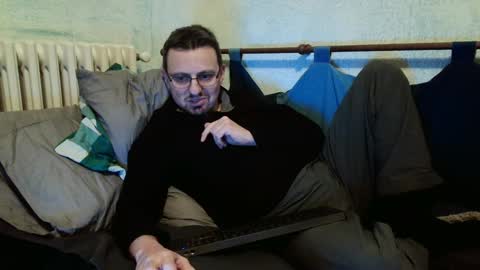 Snapshot of _horny___boy_ chatting on 01.26.25 Manuel online show from 01.26.25