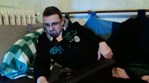 Snapshot of _horny___boy_ chatting on 02.04.25 Manuel online show from 02.04.25