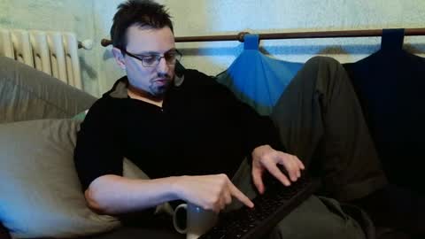 Snapshot of _horny___boy_ chatting on 02.23.25 Manuel online show from 02.23.25