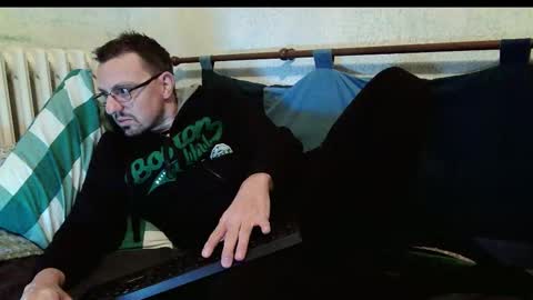 Snapshot of _horny___boy_ chatting on 10.26.25 Manuel online show from 10.26.25