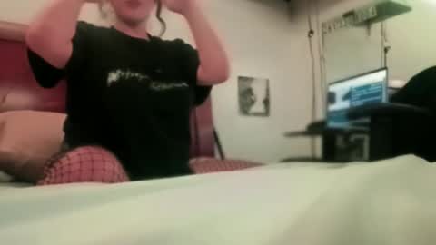 YOUR FUTURE EXXXWIFE online show from 05.06.26