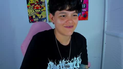 Snapshot of _ian_sweet chatting on 11.21.25 ian online show from 11.21.25