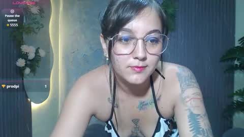 Annie online show from 11.20.25