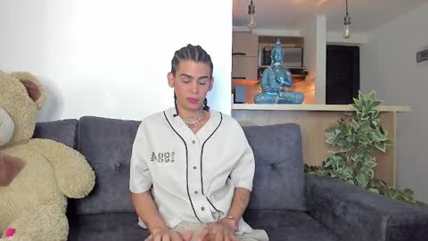 Snapshot of _jaay77 chatting on 02.26.25 Jay online show from 02.26.25