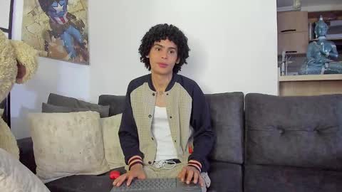 Snapshot of _jaay77 chatting on 03.05.25 Jay online show from 03.05.25