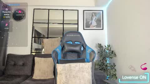 Snapshot of _jaay77 chatting on 09.27.25 Jay online show from 09.27.25