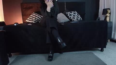 Miss Jade online show from 09.25.25