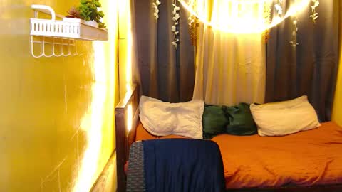 _jazzysweetheart_ online show from 02.28.26