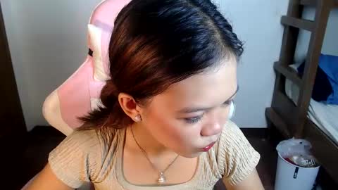 Snapshot of _jennn chatting on 05.30.26 Jen online show from 05.30.26