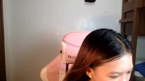 Snapshot of _jennn chatting on 05.31.26 Jen online show from 05.31.26