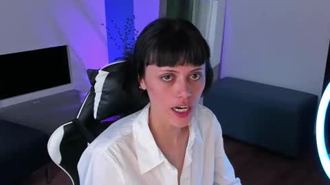  ...  online show from 11.01.25