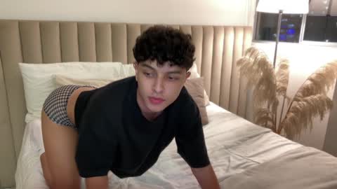 Snapshot of _johan chatting on 12.05.24 Johan online show from 12.05.24