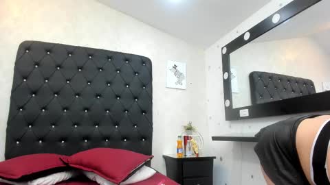 _johnson_alana online show from 03.15.26