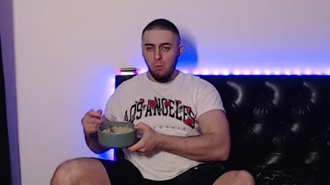 Snapshot of _joni_new_ chatting on 10.26.25 Joni online show from 10.26.25