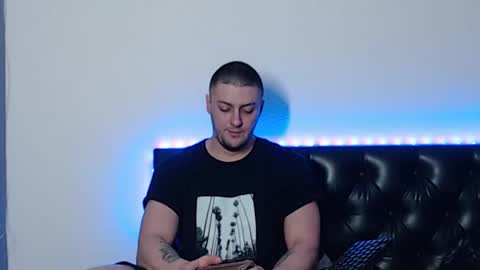 Snapshot of _joni_new_ chatting on 12.05.25 Joni online show from 12.05.25