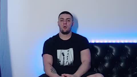 Snapshot of _joni_new_ chatting on 12.15.25 Joni online show from 12.15.25